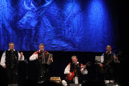 KONCERT ANSAMBLA JELEN 31 FOTO LJUBO VUKELIČ